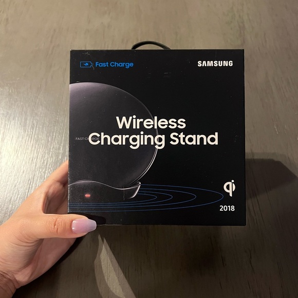 Other - Samsung Wireless Charging Stand